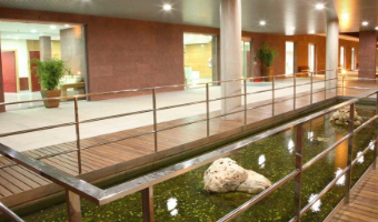 Interior del Centro Solera Torre Monreal