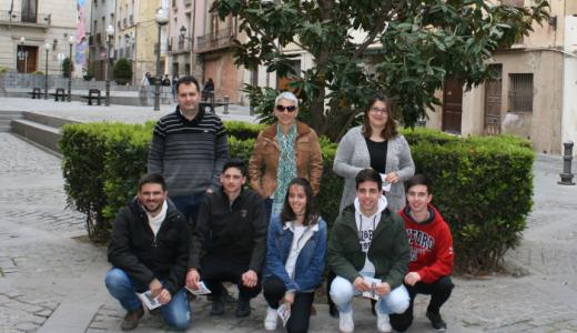 Debajo de izda. a dcha: Abel del Rey (Recicleta,   Raúl Perez, Andrea Sánchez, Victor Castillo y Gonzalo Maqueda,  (All Clean)   De pié, izda. a dcha. : Javier García (Colectivo Heilanto),  Olga Risueño (concejala de Medio Ambiente) y Argiñe Korta (Argia 