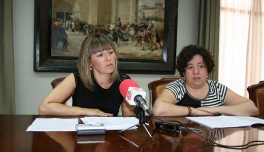 Paula Navarro y Maribel Echave