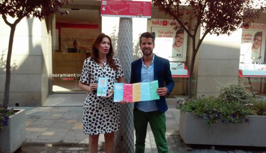 Reyes Carmona (Concejala de Ordenación del Territorio y Urbanismo) y Joaquim Torrents (Concejal de Atención Ciudadana)