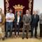 De izquierda a derecha, José Angel Andrés, Eneko Larrarte, los dos presidentes, Javier Gómez Vidal y Daniel López Córdoba.