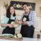 Hoy Cocina el alcalde .Foto cedida:@canalcocina